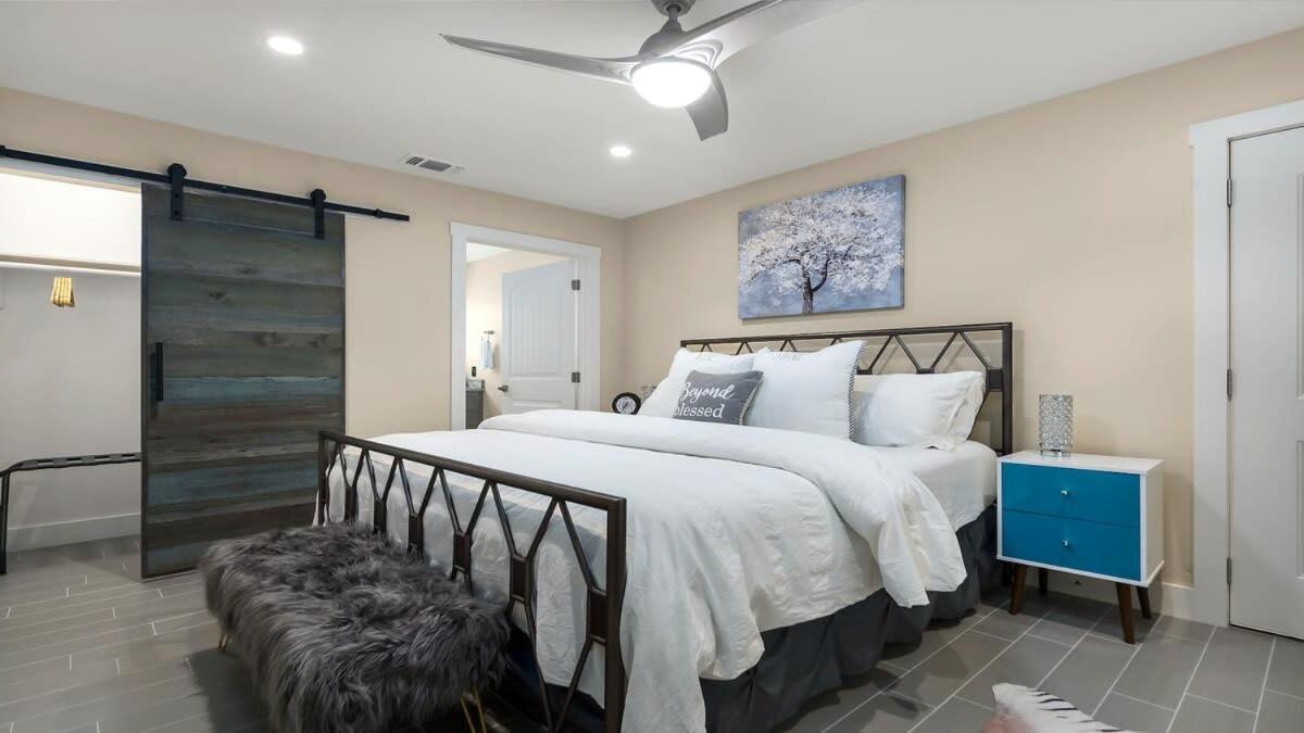 Blumenhaus Sleeps 6 Full Kitchen Plus Hot Tub Fredericksburg Exteriér fotografie